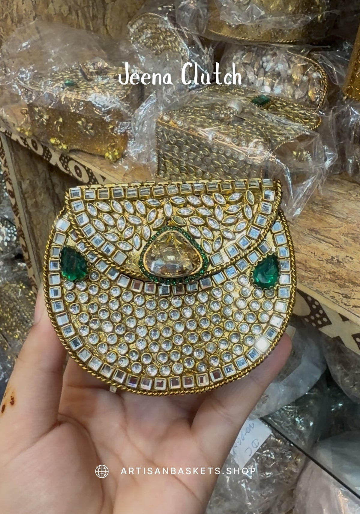 Jeena clutch
