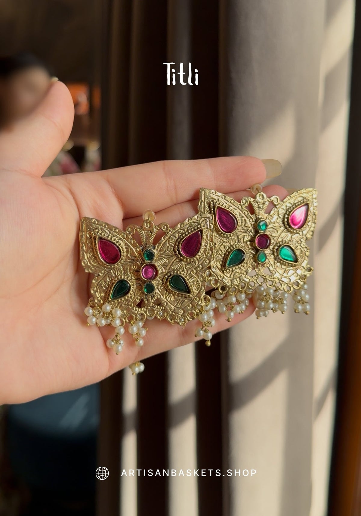 Titli Jhumkay